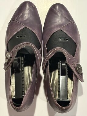 Fidji Women's Purple Mary Jane Leather Flats